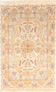 Qum Silk