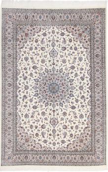 Qum Silk