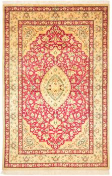 Qum Silk